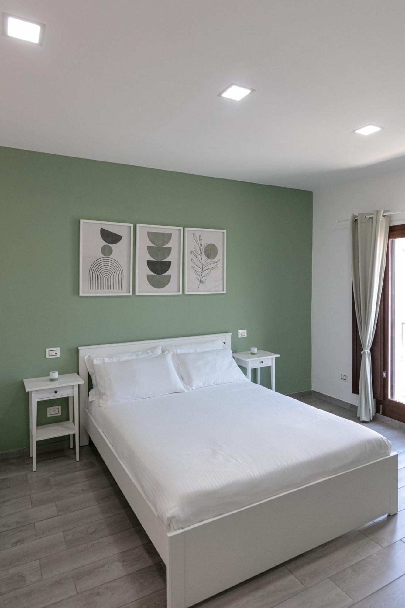 Dea Apartrooms Termoli Extérieur photo