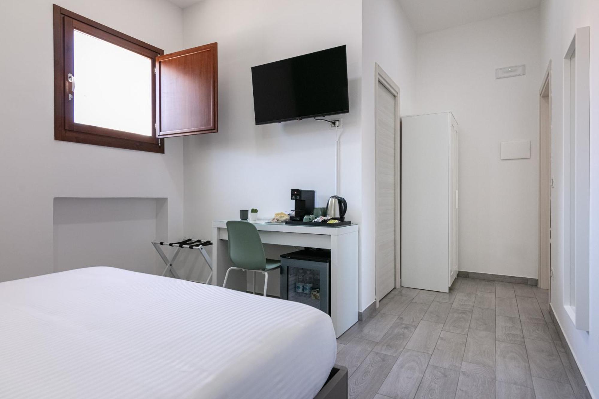 Dea Apartrooms Termoli Extérieur photo